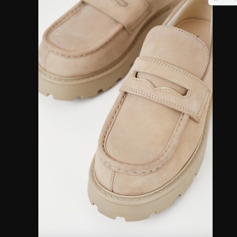Vagabond Cosmo 2.0 Neutral Cream Lug Sole Loafers